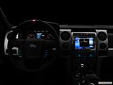  Centered wide dash shot photo