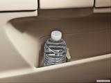  Cup holder prop (tertiary) photo