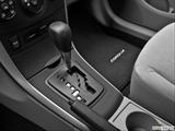  Gear shifter/center console photo