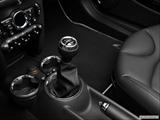  Gear shifter/center console photo