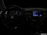  Centered wide dash shot photo