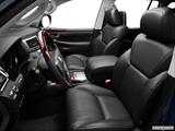  Front seats from Drivers Side photo