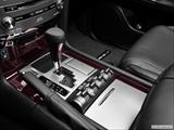  Gear shifter/center console photo