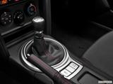  Gear shifter/center console photo