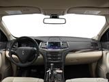  Dashboard, center console, gear shifter view photo
