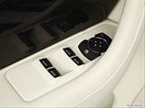 Driver's side inside window controls photo