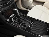  Gear shifter/center console photo
