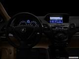  Centered wide dash shot photo