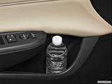 Cup holder prop (tertiary) photo