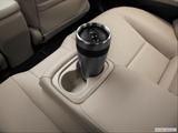 Cup holder prop (quaternary) photo