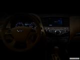  Centered wide dash shot photo