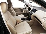  Passenger seat photo