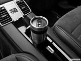  Cup holder prop (quaternary) photo
