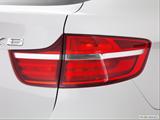  Passenger Side Taillight photo