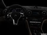  Centered wide dash shot photo