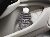  Cup holder prop (tertiary) photo