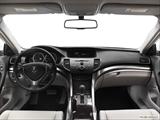  Dashboard, center console, gear shifter view photo