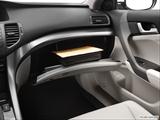  Glove box open photo