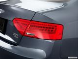  Passenger Side Taillight photo