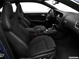  Passenger seat photo