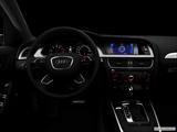  Centered wide dash shot photo