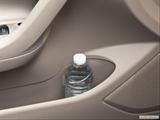  Cup holder prop (tertiary) photo