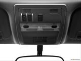  Courtesy lamps/ceiling controls photo