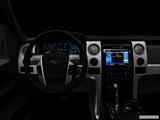  Centered wide dash shot photo