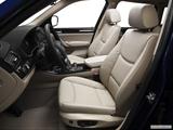  Front seats from Drivers Side photo