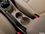  Cup holders photo