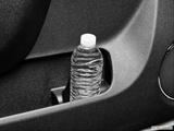  Cup holder prop (tertiary) photo