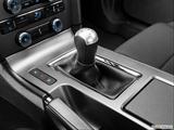 Gear shifter/center console photo