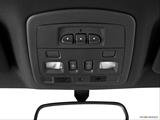  Courtesy lamps/ceiling controls photo