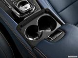  Cup holders photo
