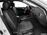  Passenger seat photo