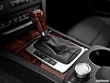  Gear shifter/center console photo