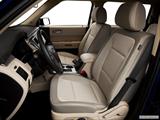  Front seats from Drivers Side photo