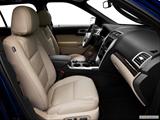 Passenger seat photo