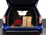  Trunk props photo
