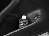  Cup holder prop (tertiary) photo