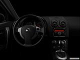  Centered wide dash shot photo