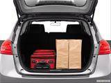  Trunk props photo