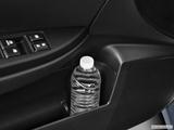 Cup holder prop (tertiary) photo