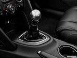 Gear shifter/center console photo
