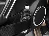  Cup holder prop (tertiary) photo