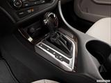  Gear shifter/center console photo
