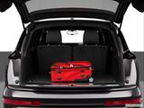  Trunk props photo