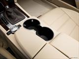  Cup holders photo