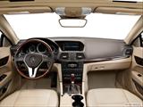  Dashboard, center console, gear shifter view photo