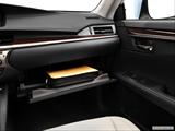  Glove box open photo